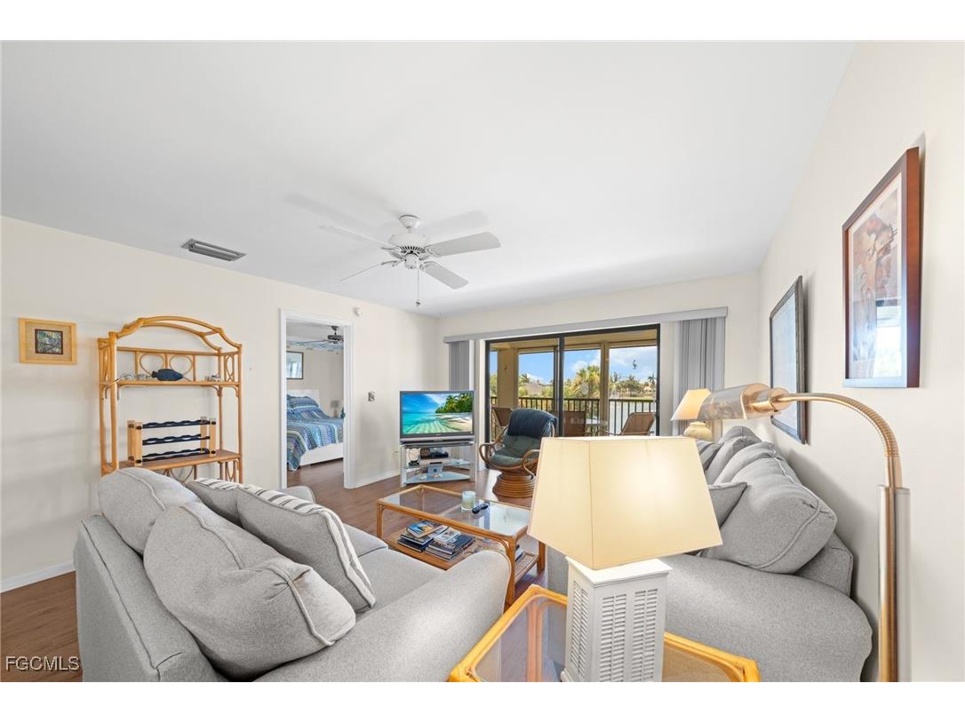 12621 Kelly Sands Way #327 Fort Myers FL 33908 2025007316 image8