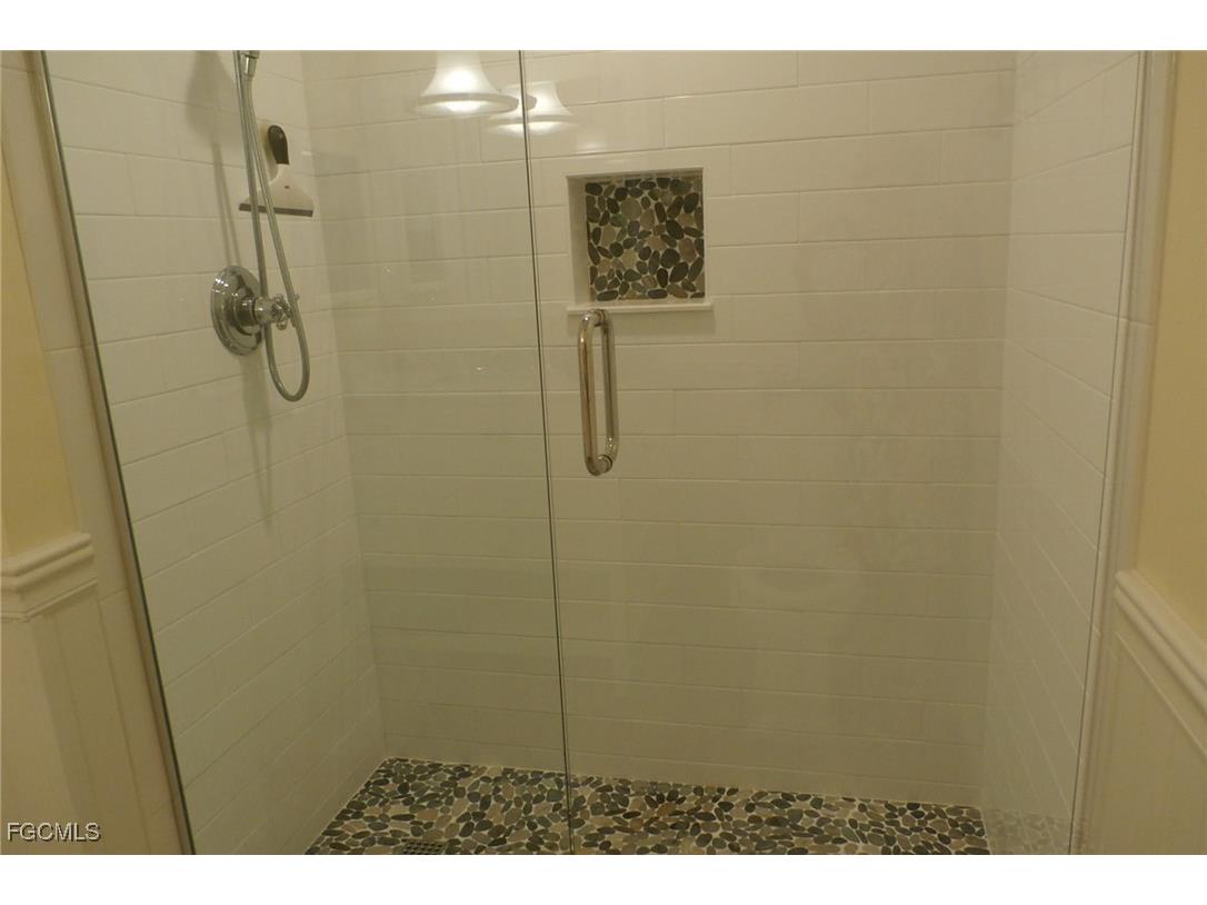 12621 Kelly Sands Way #329 Fort Myers FL 33908 2025000387 image12