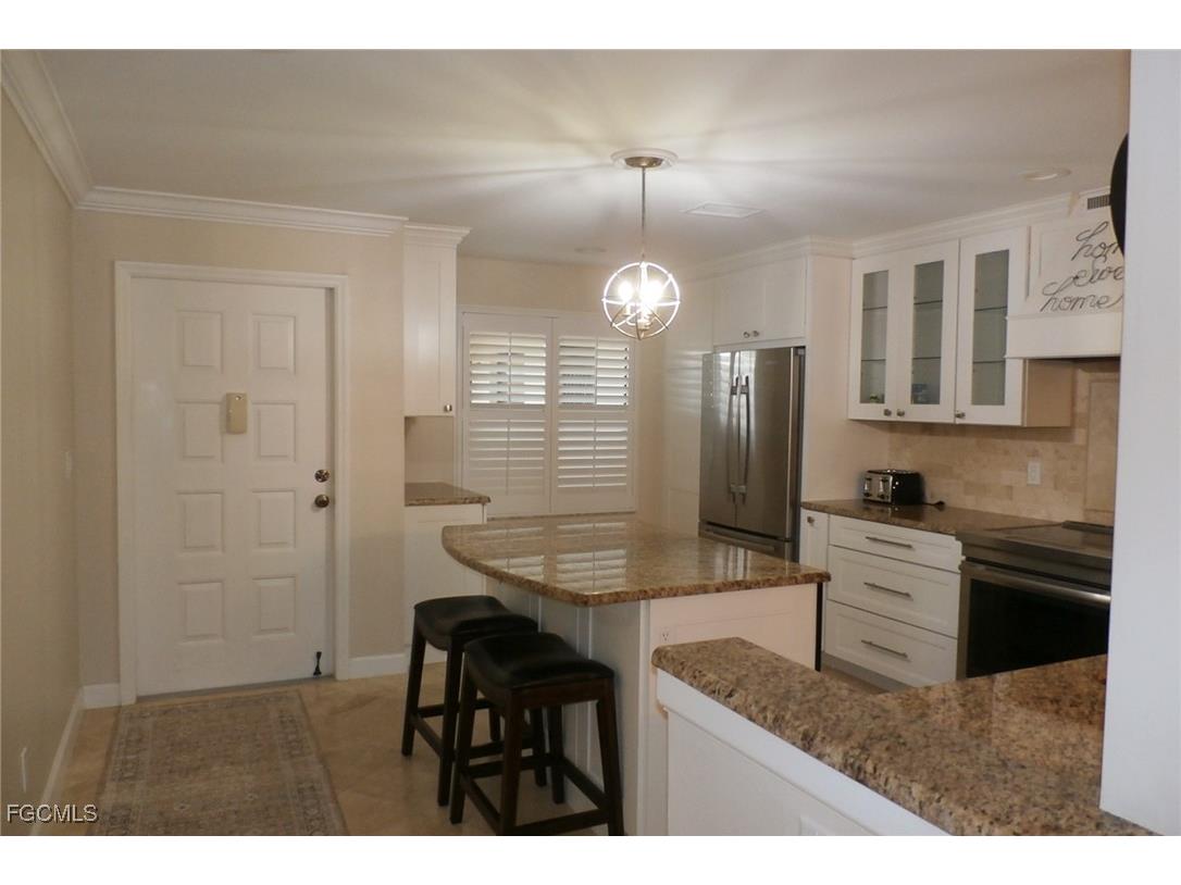 12621 Kelly Sands Way #329 Fort Myers FL 33908 2025000387 image4
