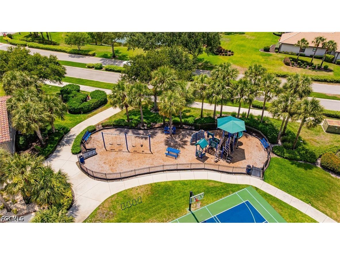 12627 Kentwood Avenue Fort Myers FL 33913 2026021970 image36