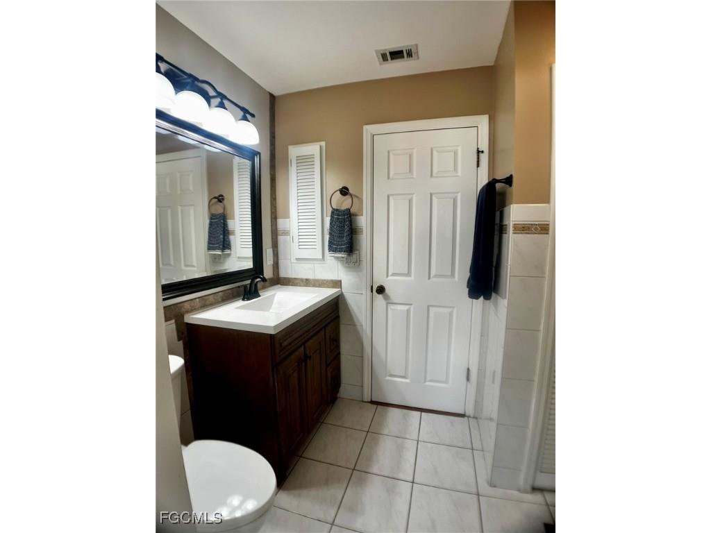 1263 Caloosa Drive Fort Myers FL 33901 2025015202 image16