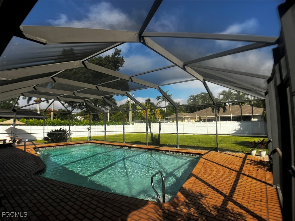 1263 Caloosa Drive Fort Myers FL 33901 2025015202 image2