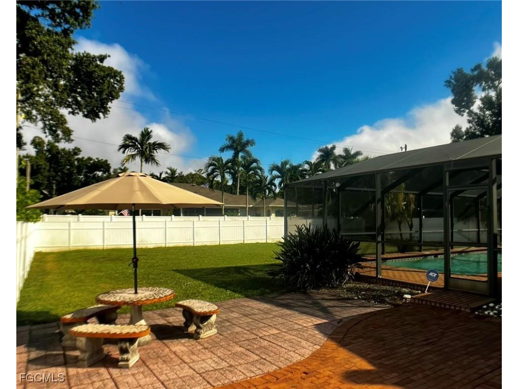 1263 Caloosa Drive Fort Myers FL 33901 2025015202 image3