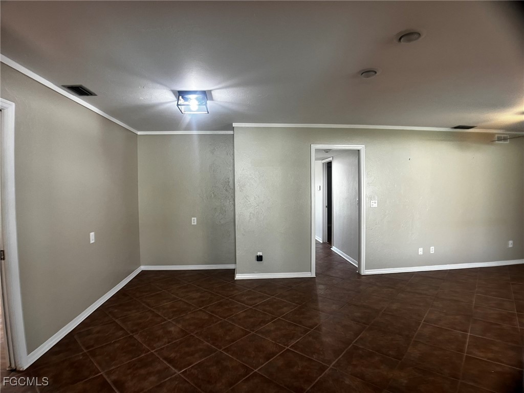 1263 Caloosa Drive Fort Myers FL 33901 2025015202 image8