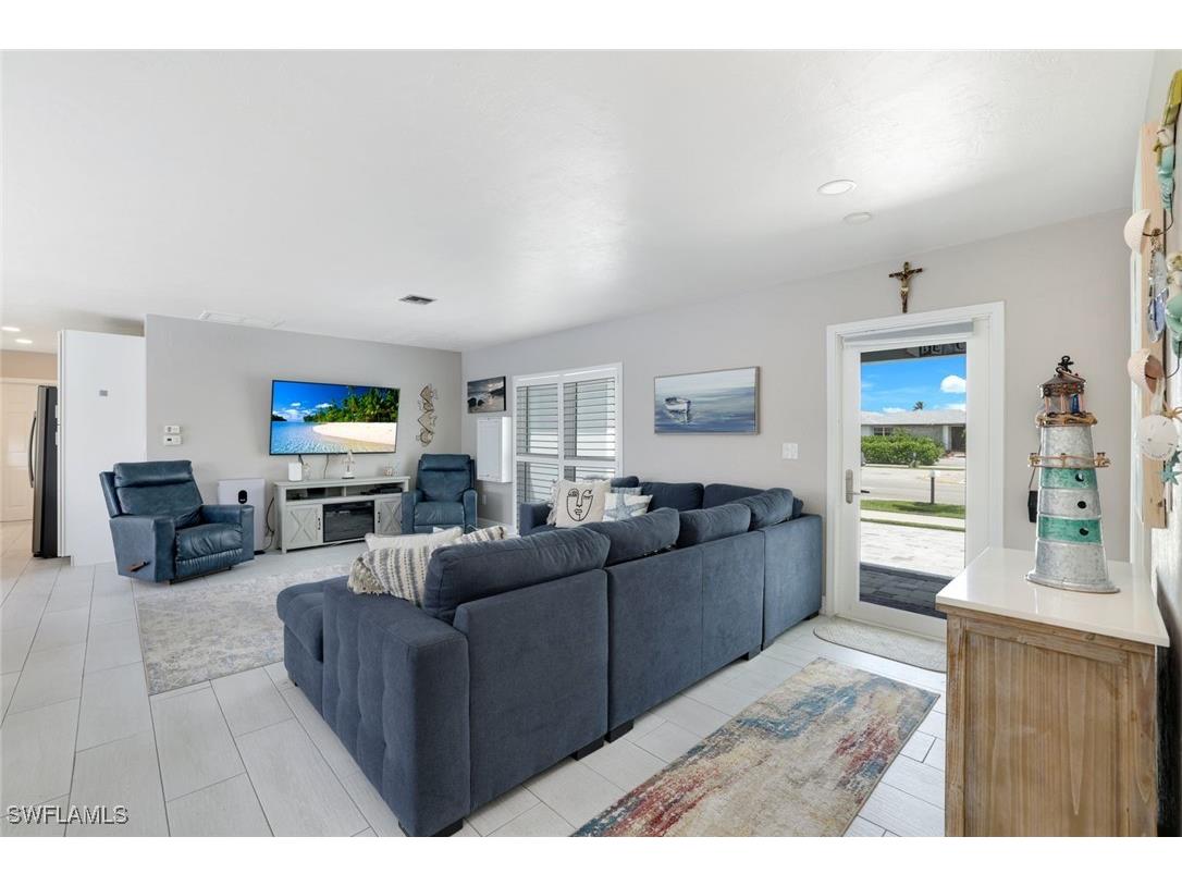 1263 N Collier Boulevard Marco Island FL 34145 225063840 image5