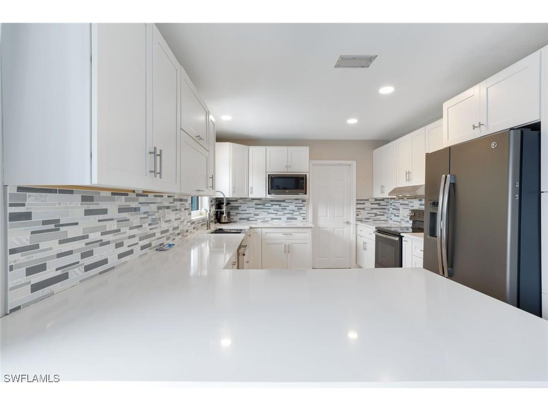 1263 N Collier Boulevard Marco Island FL 34145 225063840 image6