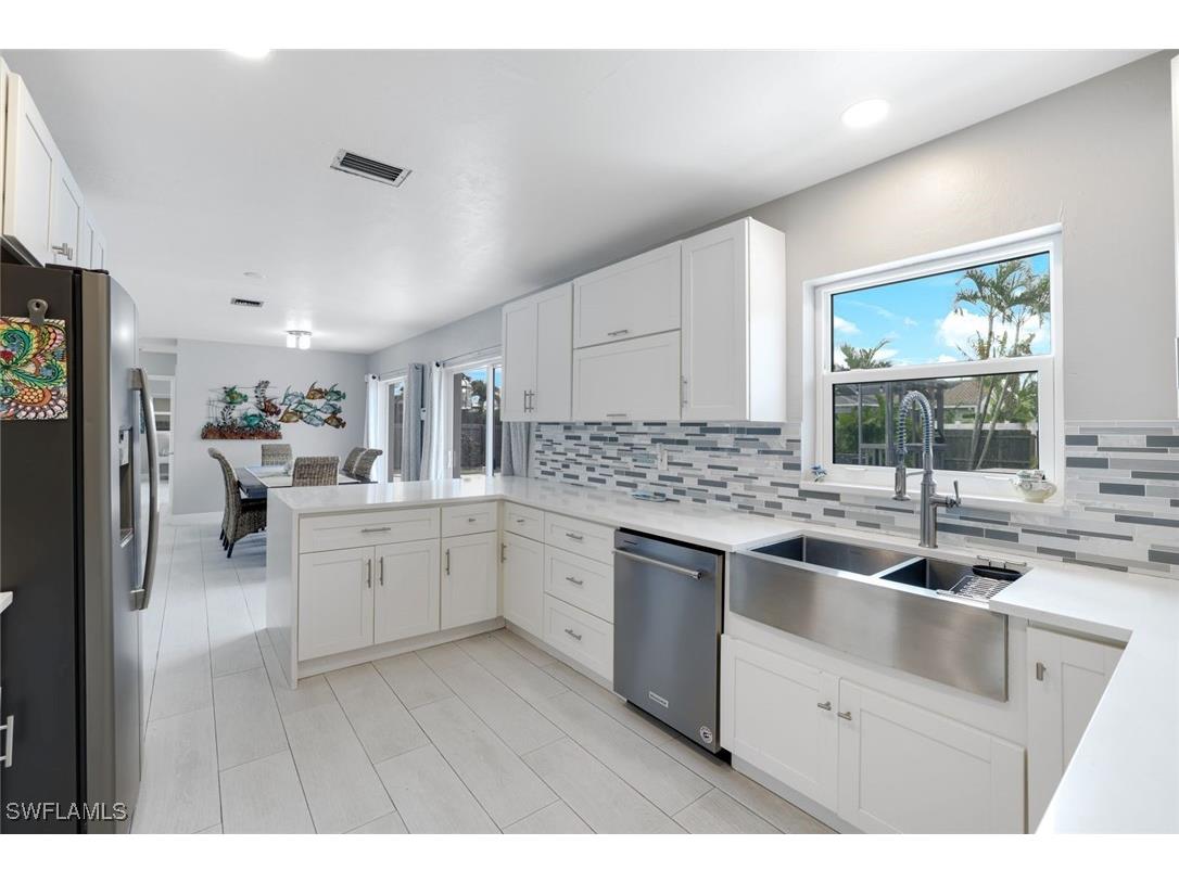 1263 N Collier Boulevard Marco Island FL 34145 225063840 image7