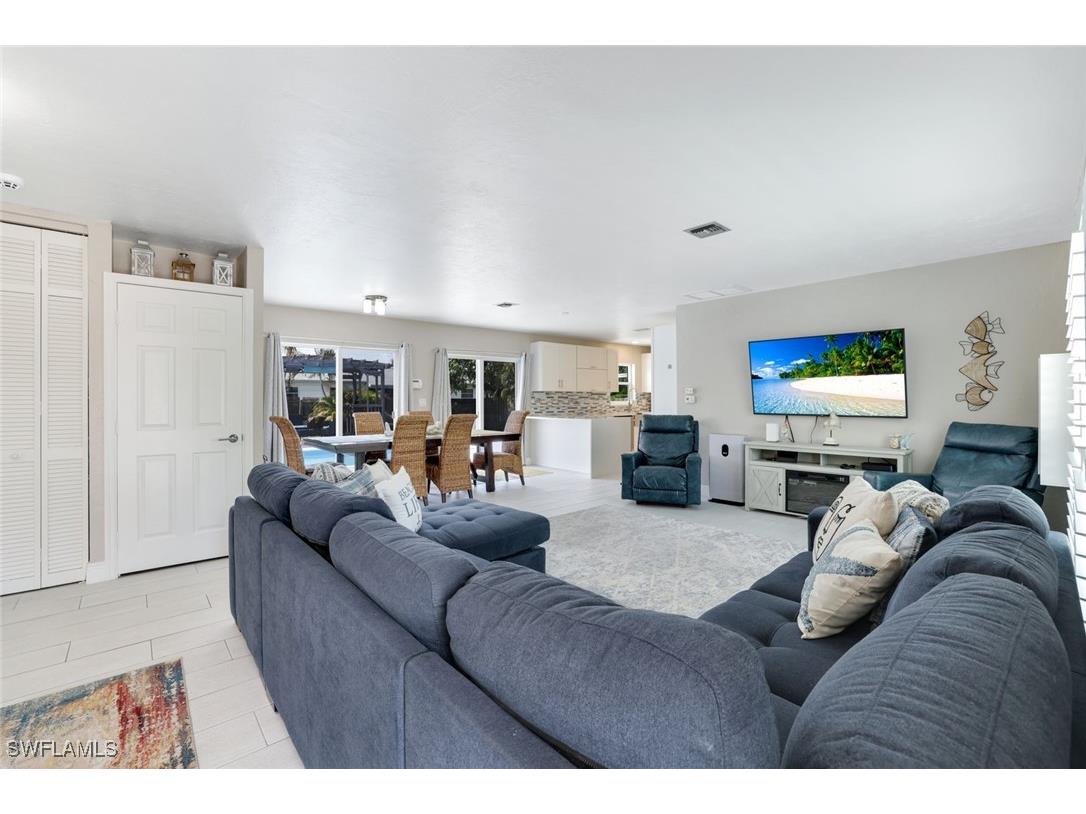 1263 N Collier Boulevard Marco Island FL 34145 225063840 image9