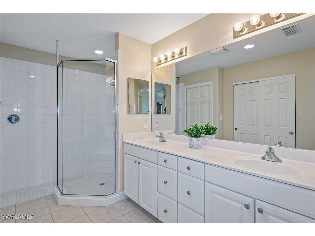 1263 Rialto Way #102 Naples FL 34114 225052428 image14