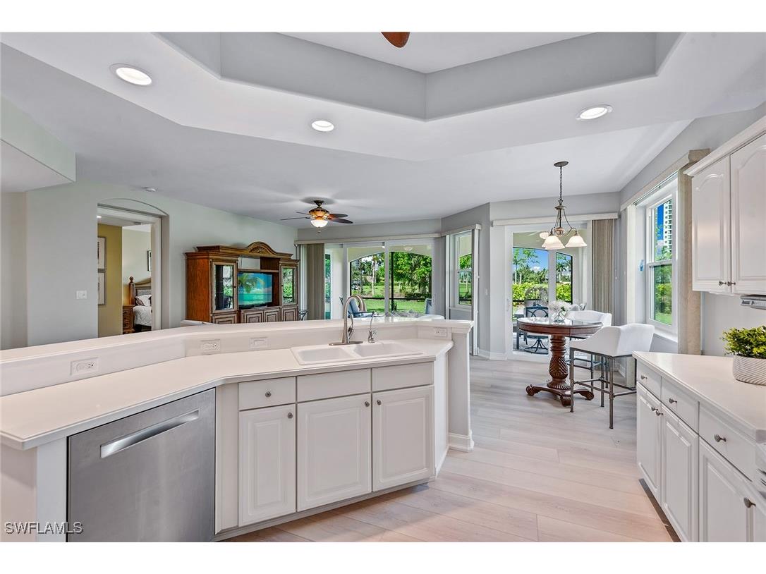 1263 Rialto Way #102 Naples FL 34114 225052428 image8