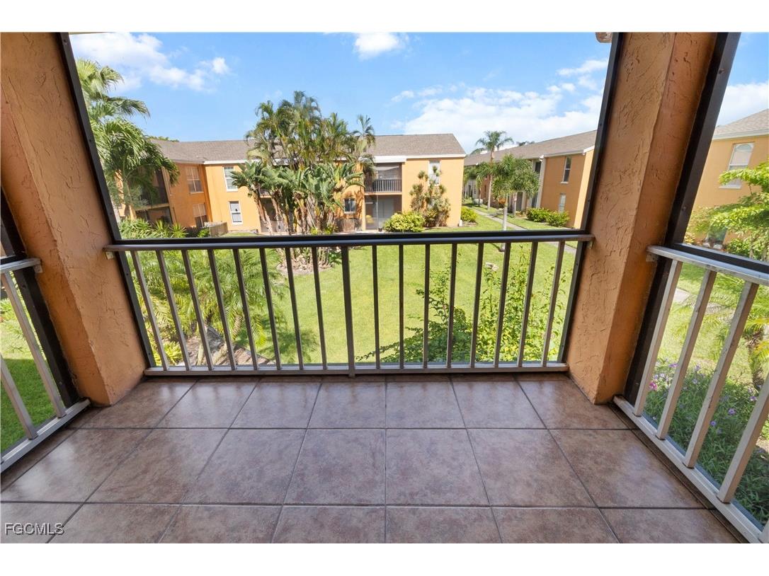 12630 Kenwood Lane #D Fort Myers FL 33907 2025000412 image14