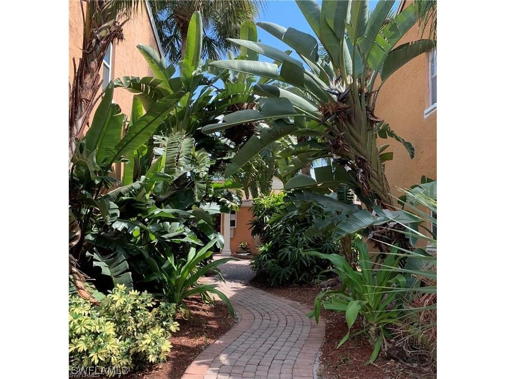 12632 Kenwood Lane #D Fort Myers FL 33907 223084115 image1