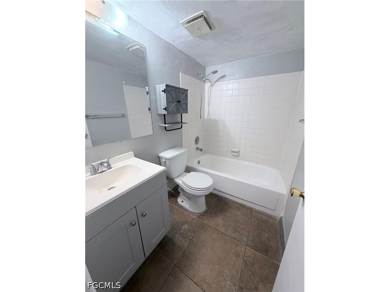 12636 Kenwood Lane #B Fort Myers FL 33907 2026028997 image10