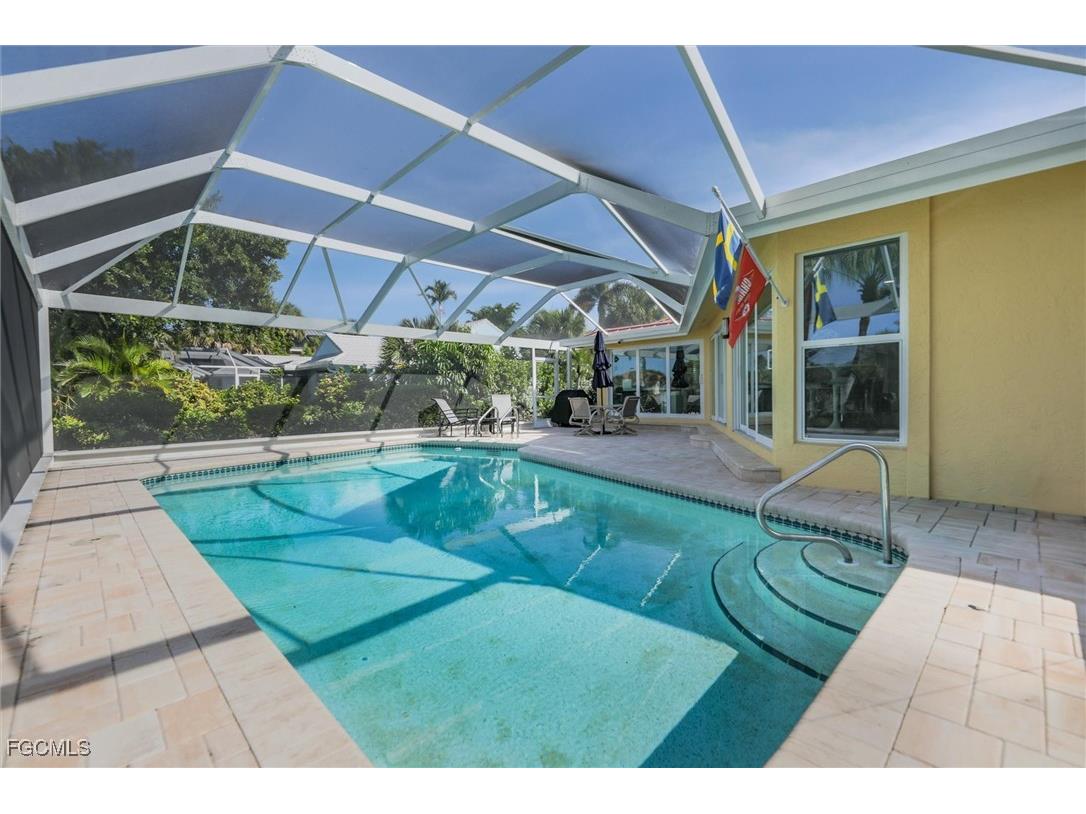 1264 Par View Drive Sanibel FL 33957 2025021067 image1