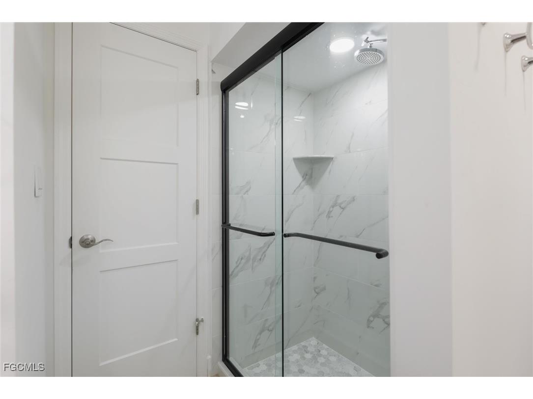 1264 Par View Drive Sanibel FL 33957 2025021067 image38