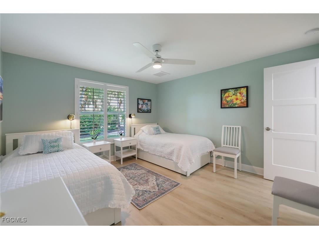 1264 Par View Drive Sanibel FL 33957 2025021067 image46