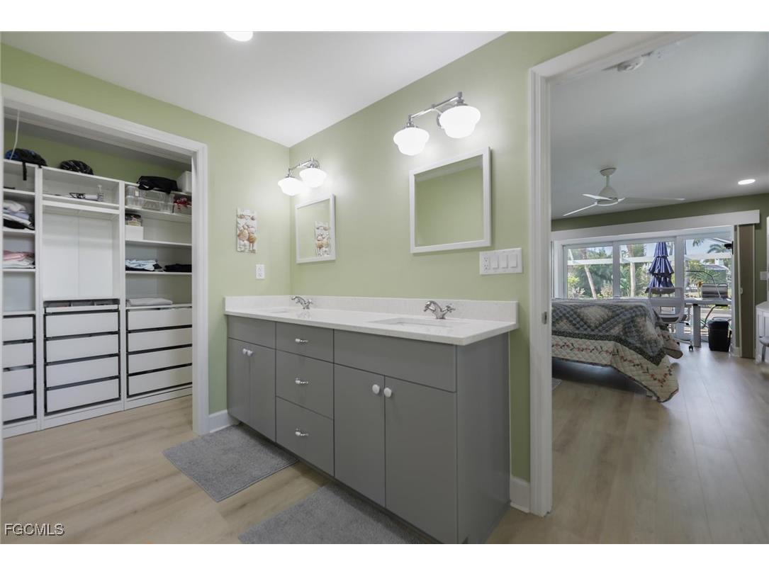 1264 Par View Drive Sanibel FL 33957 2025021067 image9