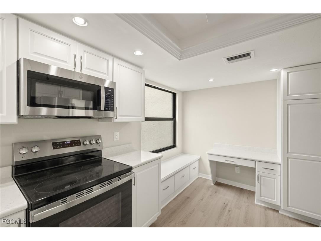 12641 Kelly Sands Way #203 Fort Myers FL 33908 2025013250 image4