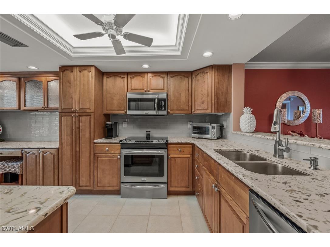 12641 Kelly Sands Way #216 Fort Myers FL 33908 223040991 image1
