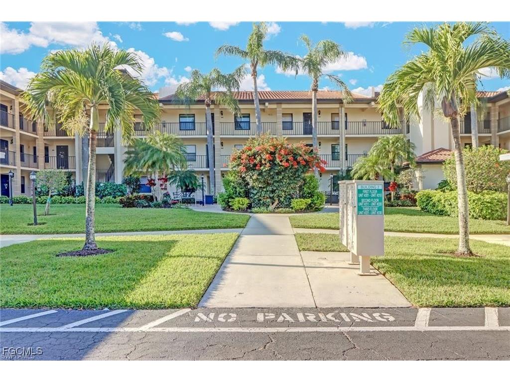 12641 Kelly Sands Way #225 Fort Myers FL 33908 2025000381 image2