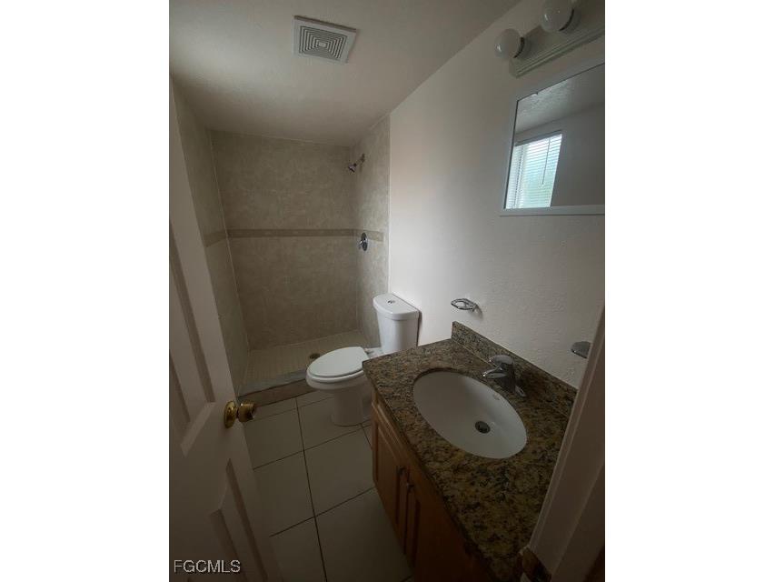 12648 Kenwood Lane #B Fort Myers FL 33907 2025014252 image11