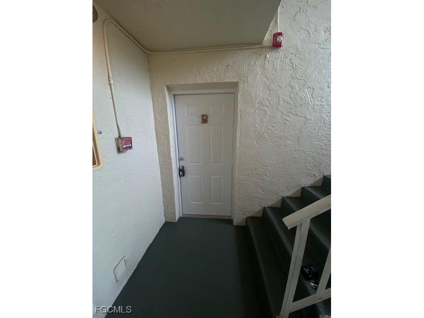 12648 Kenwood Lane #B Fort Myers FL 33907 2025014252 image3