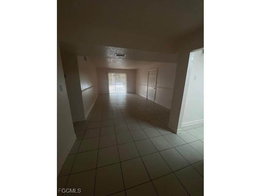 12648 Kenwood Lane #B Fort Myers FL 33907 2025014252 image4