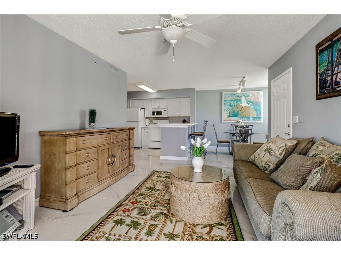 1265 Wildwood Lakes Boulevard #102 Naples FL 34104 226018831 image8
