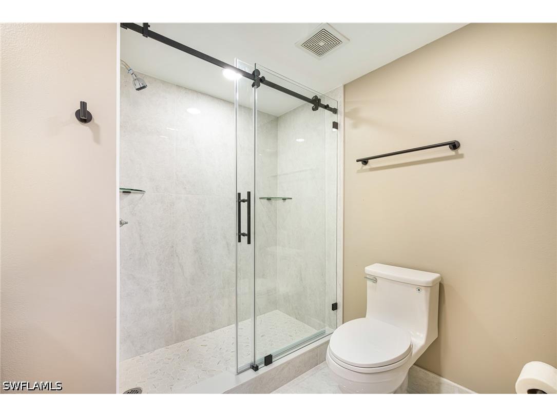 1265 Wildwood Lakes Boulevard #106 Naples FL 34104 226004556 image28