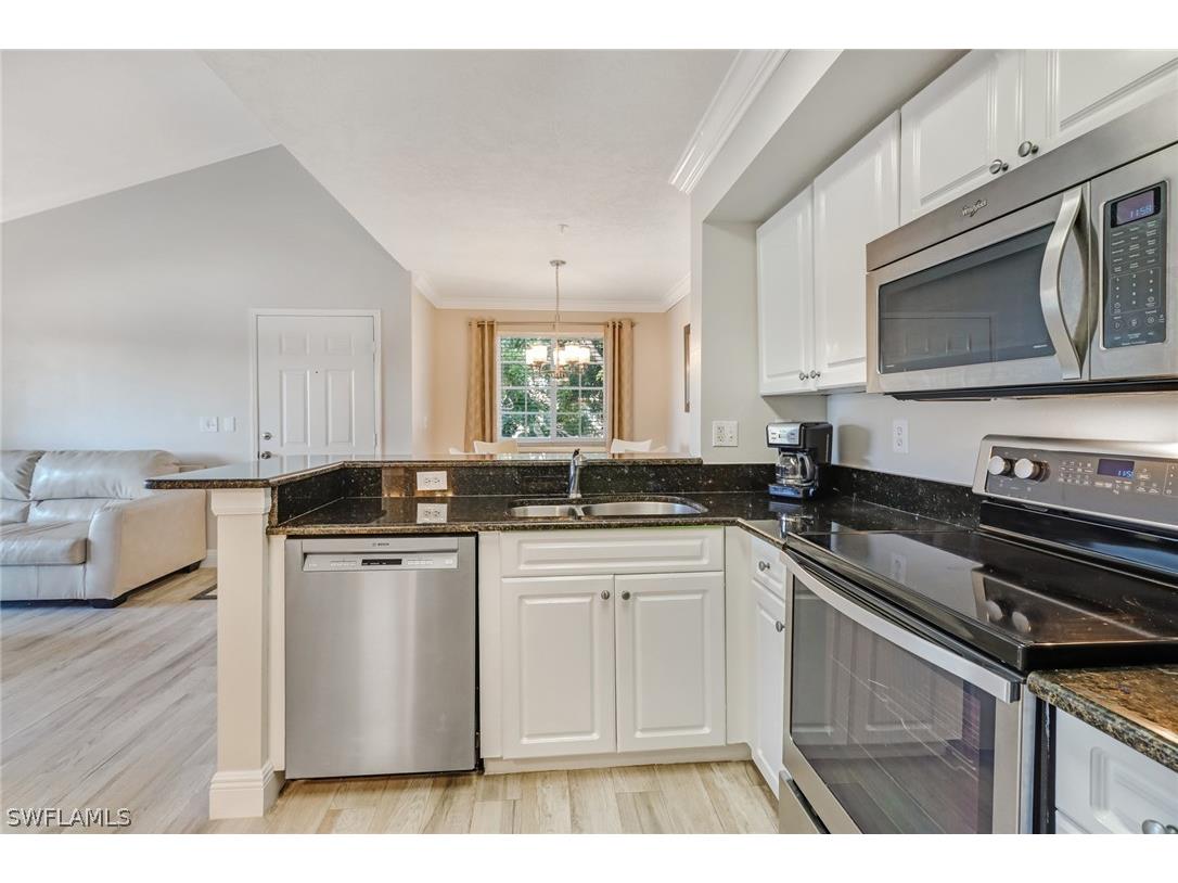 1265 Wildwood Lakes Boulevard #208 Naples FL 34104 226009847 image16