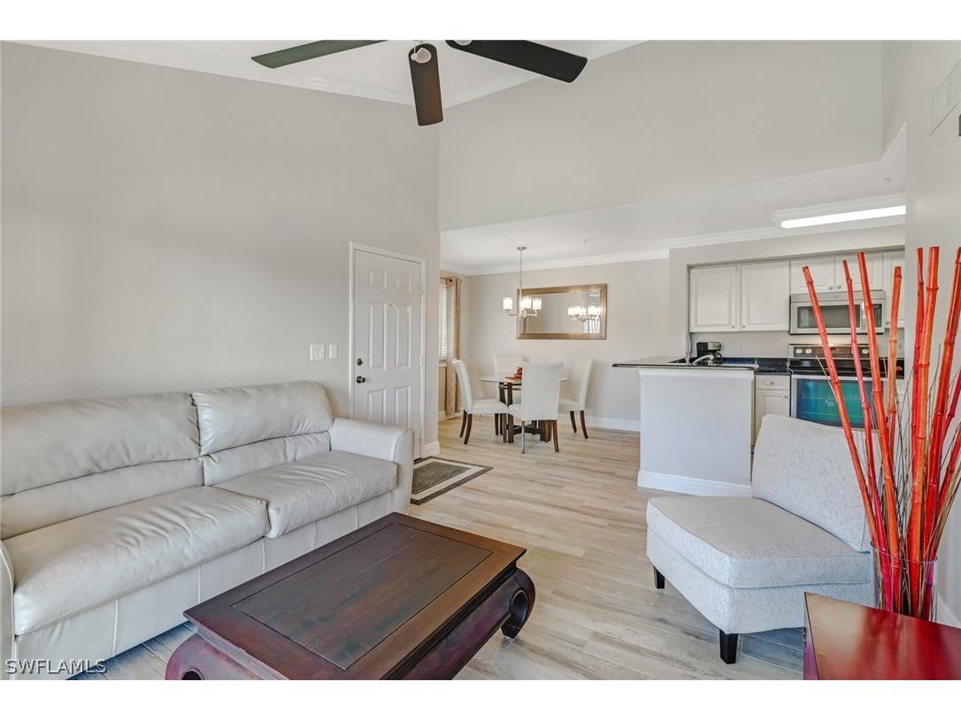 1265 Wildwood Lakes Boulevard #208 Naples FL 34104 226009847 image8