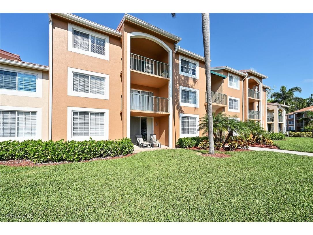 1265 Wildwood Lakes Boulevard #3-103 Naples FL 34104 225072129 image3