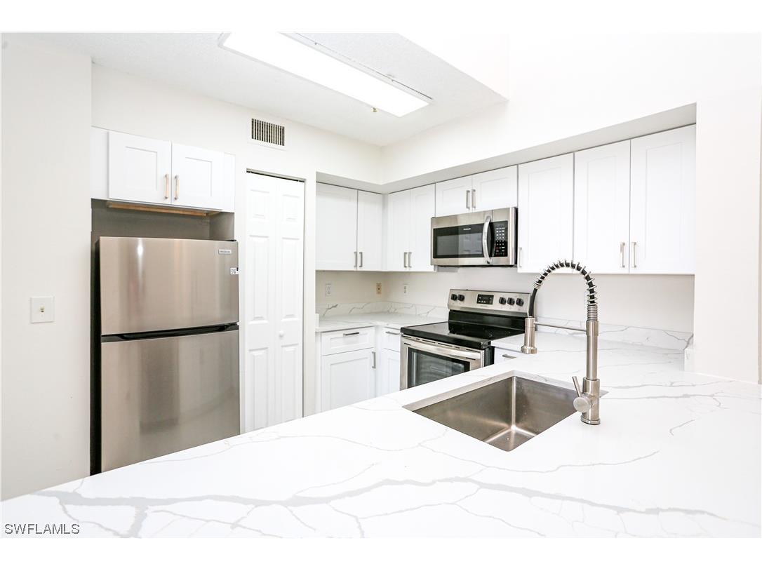 1265 Wildwood Lakes Boulevard #3-306 Naples FL 34104 223079971 image1