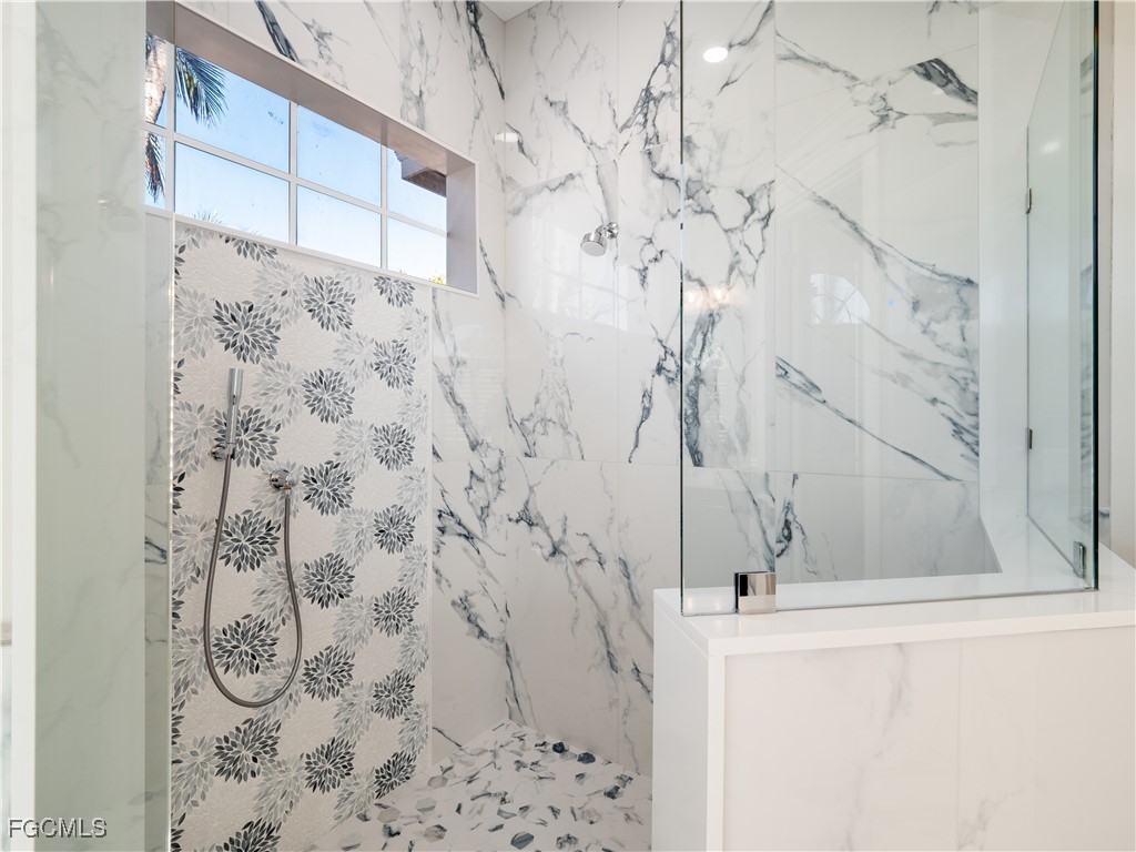 1266 Par View Drive Sanibel FL 33957 2025011980 image41