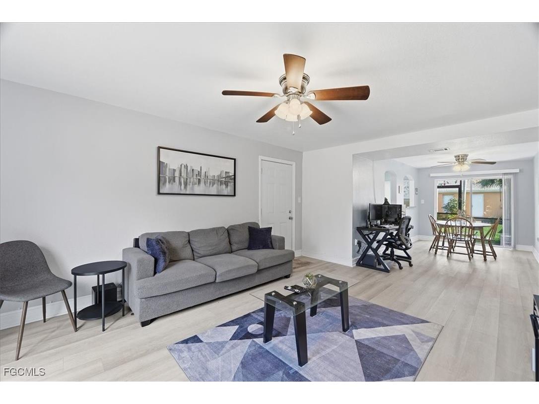 12660 Kenwood Lane #B Fort Myers FL 33907 2025025173 image2