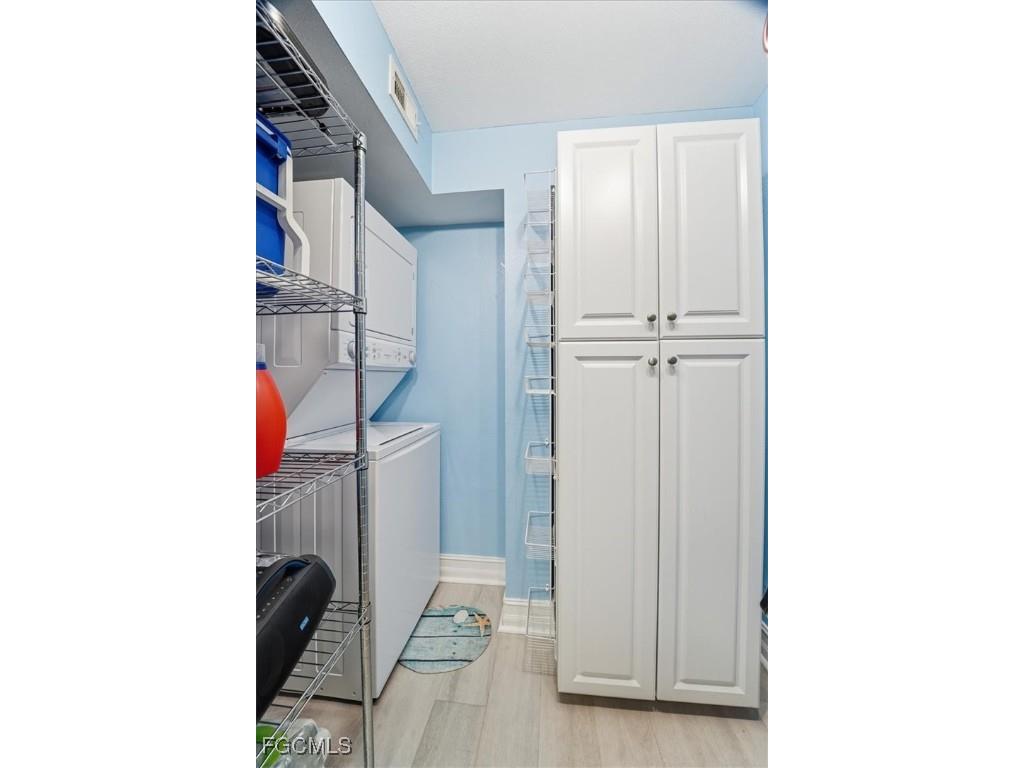 12660 Kenwood Lane #B Fort Myers FL 33907 2025025173 image8