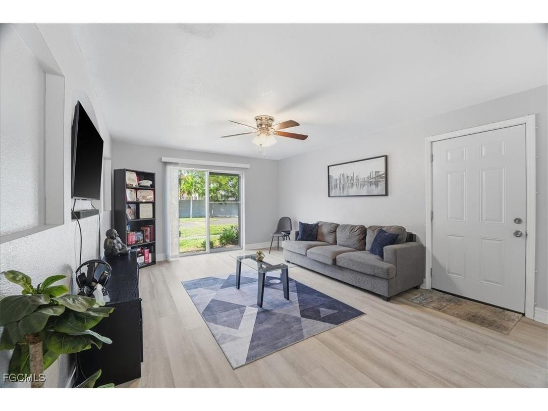 12660 Kenwood Lane #B Fort Myers FL 33907 2025025173 image9