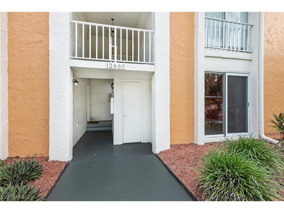 12660 Kenwood Lane #B Fort Myers FL 33907 223074696 image1