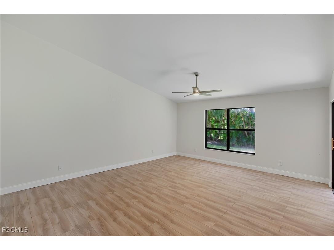 12661 Kelly Palm Drive Fort Myers FL 33908 2025012244 image15