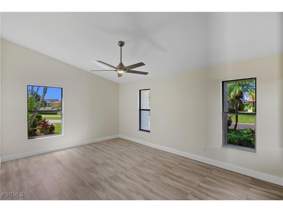 12661 Kelly Palm Drive Fort Myers FL 33908 2025012244 image18