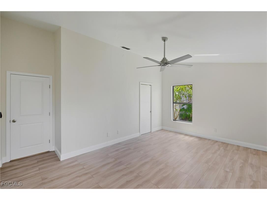 12661 Kelly Palm Drive Fort Myers FL 33908 2025012244 image19