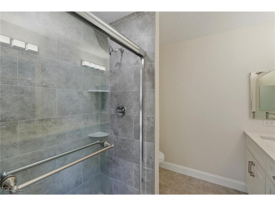 12661 Kelly Palm Drive Fort Myers FL 33908 2025012244 image22