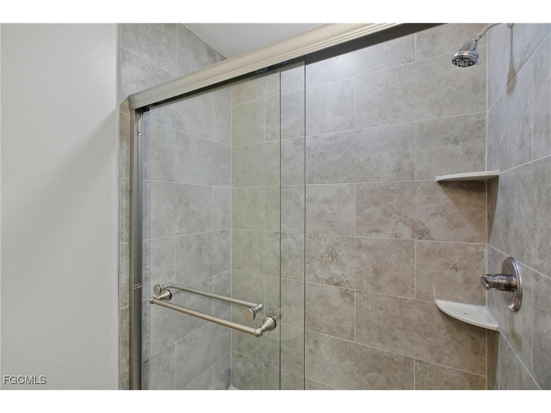 12661 Kelly Palm Drive Fort Myers FL 33908 2025012244 image27