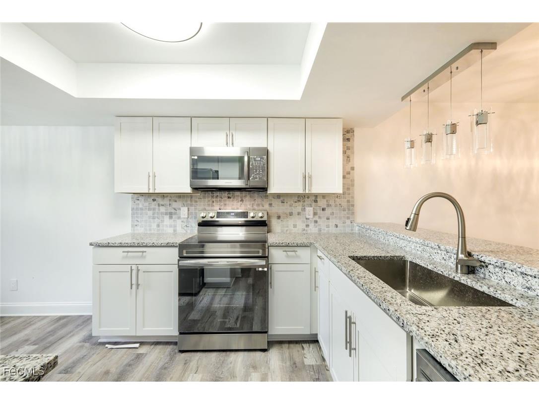 12661 Kelly Sands Way #106 Fort Myers FL 33908 2025018811 image10