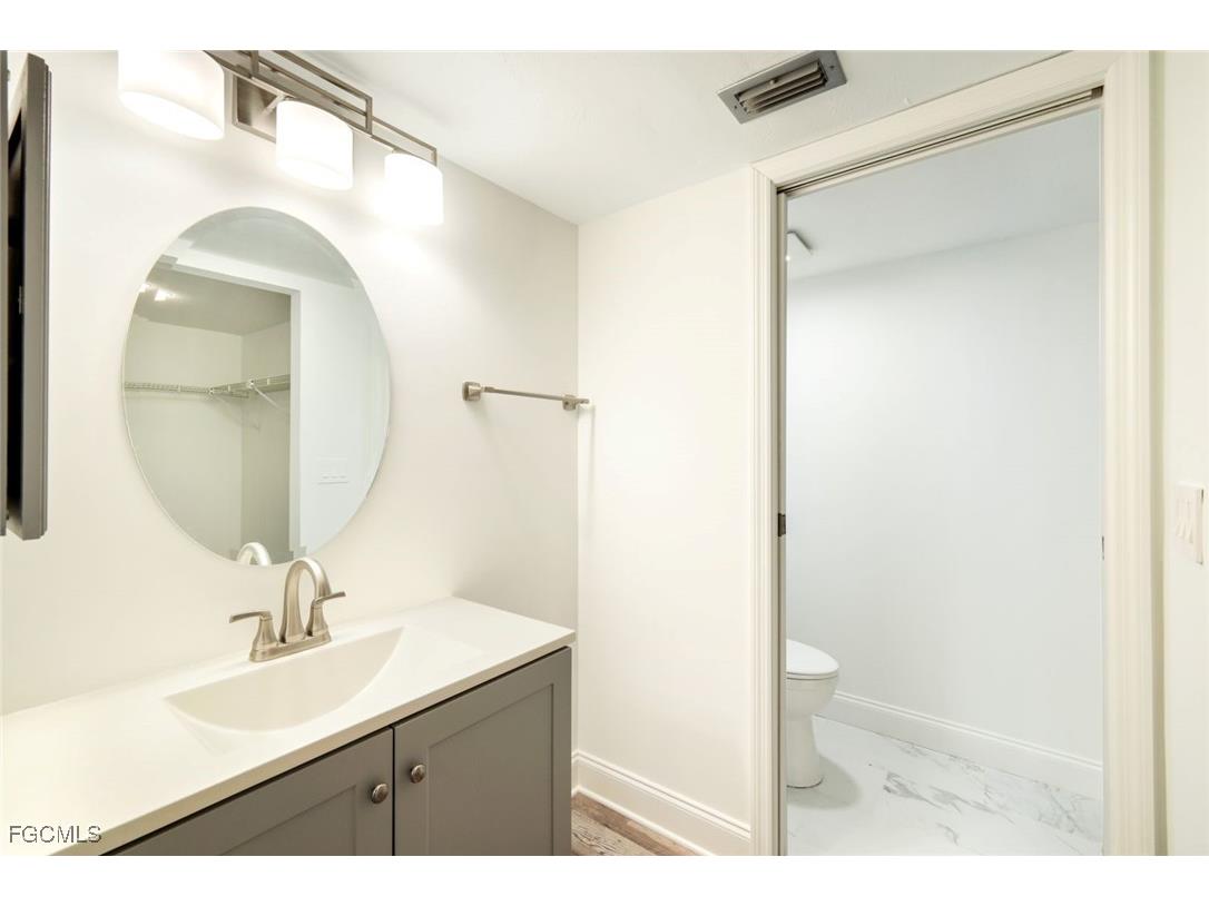 12661 Kelly Sands Way #106 Fort Myers FL 33908 2025018811 image17