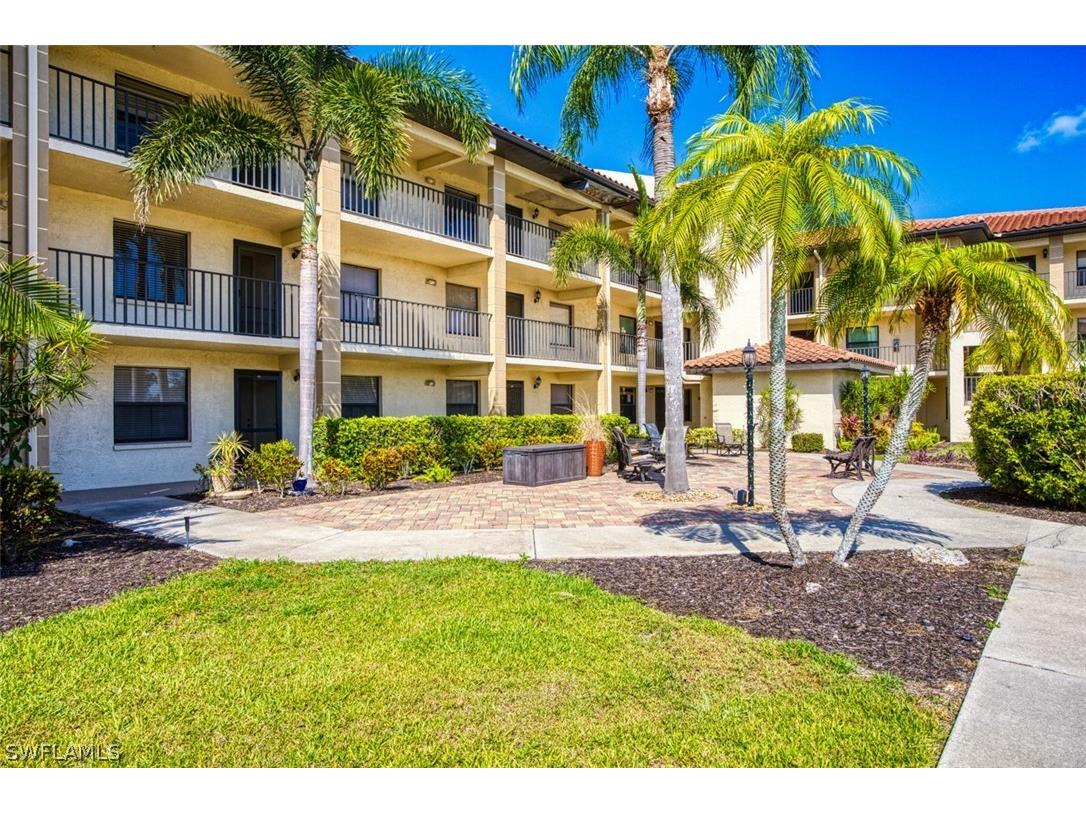12661 Kelly Sands Way #112 Fort Myers FL 33908 224048346 image1