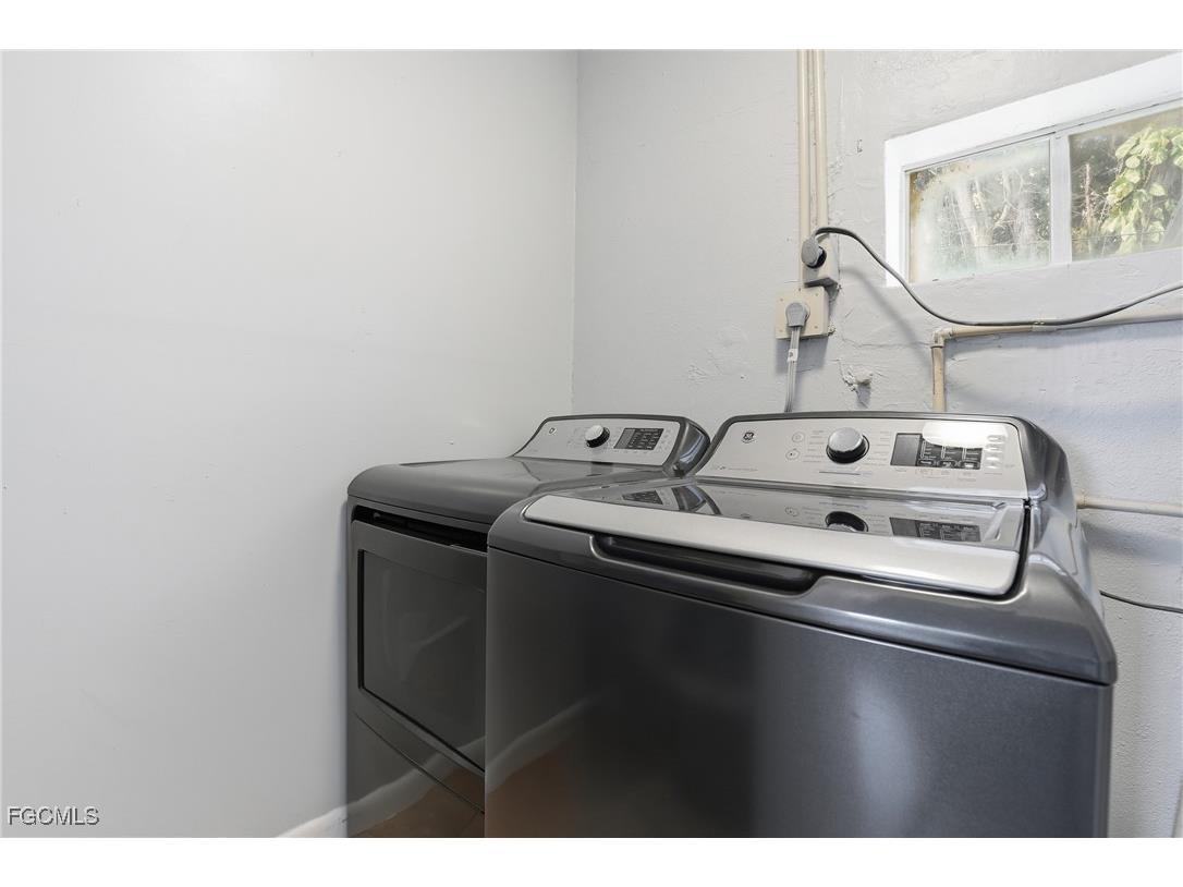 1267 Mcneill Road North Fort Myers FL 33903 2025021352 image15