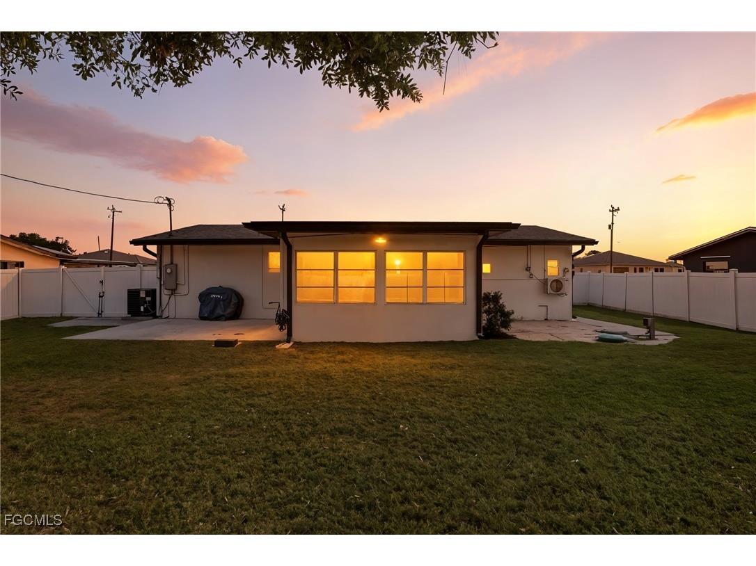 1267 Mcneill Road North Fort Myers FL 33903 2025021352 image32