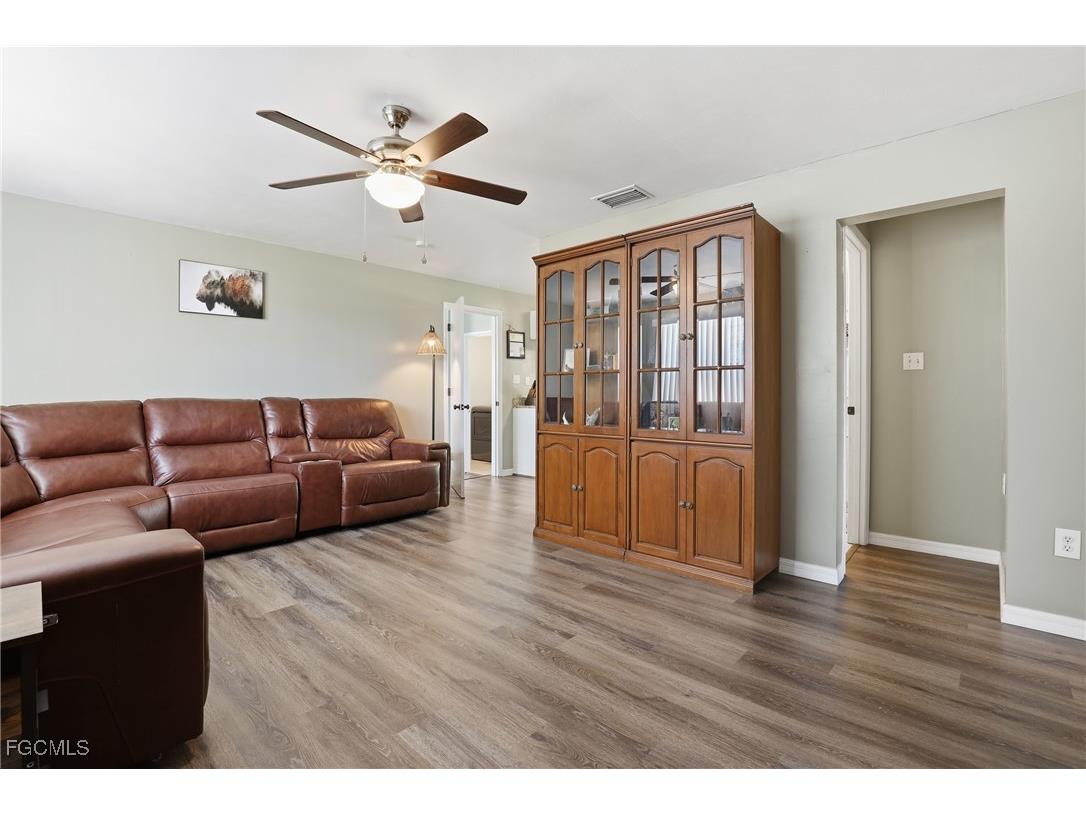 1267 Mcneill Road North Fort Myers FL 33903 2025021352 image6