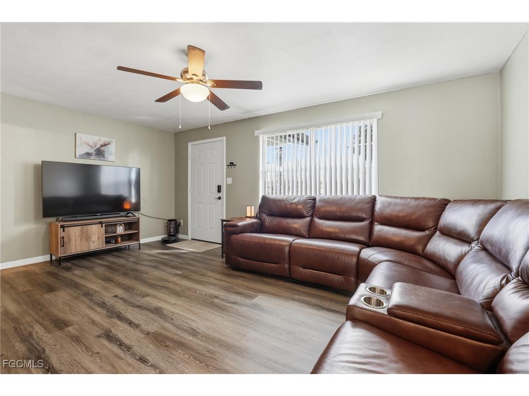 1267 Mcneill Road North Fort Myers FL 33903 2025021352 image8